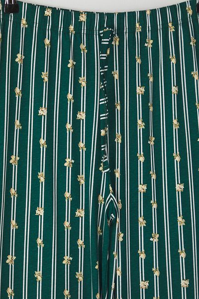 Trendyol Curve Dunkelgrüne Baumwoll-Pyjama-Unterseite mit Zitronenmuster – TBBAW24IA00000