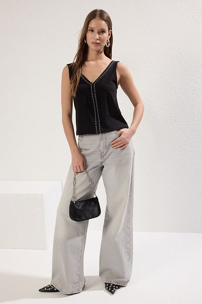 Trendyol Collection Εύκαμπτη πλεκτή μπλούζα - Μαύρη ρίγα με λεπτομέρεια αξεσουάρ TWOSS25BZ00223