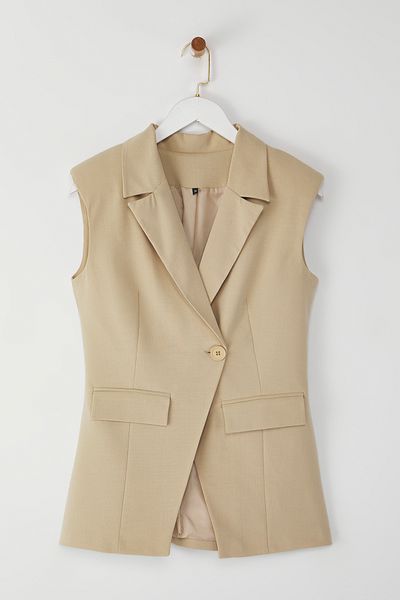 Trendyol Collection Limited Edition Light Beige Fitted Sleeveless Jacket Collar Button Vest Twoss25Ye00078