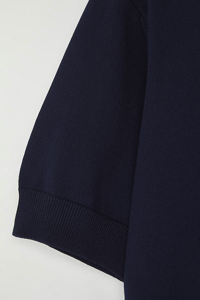 Kolekcia Trendyol Námornícke modré tričko Regular Polo Neck Plain Polo Neck TMNSS25PO00008