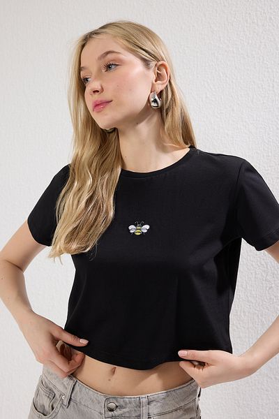 Trendyol Collection Black Embroidery Crop T-Shirt - 100% Cotton, Crew Neck - Twoss20Ts1377