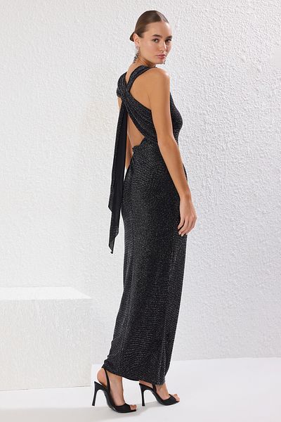 Trendyol Collection Schwarzes, figurbetontes, glitzerndes, gestricktes, langes, stilvolles Abendkleid TPRSS25AE00130