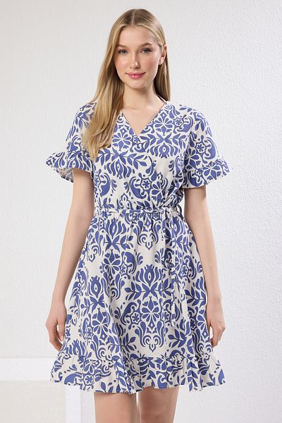 Trendyol Collection Ecrufarbenes, gewebtes Minikleid mit Rock und Taillenöffnung im ethnischen Muster TWOSS24EL00760