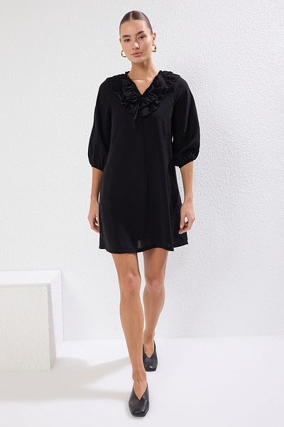 Trendyol Collection Μαύρο απλό βολάν Μίνι υφαντό φόρεμα TWOSS25EL00210