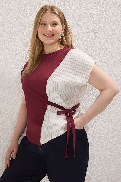 Trendyol Curve Plus Size Bluse mit dunklen Kirschstreifen und Stoffdetails – TBBSS25AF00086