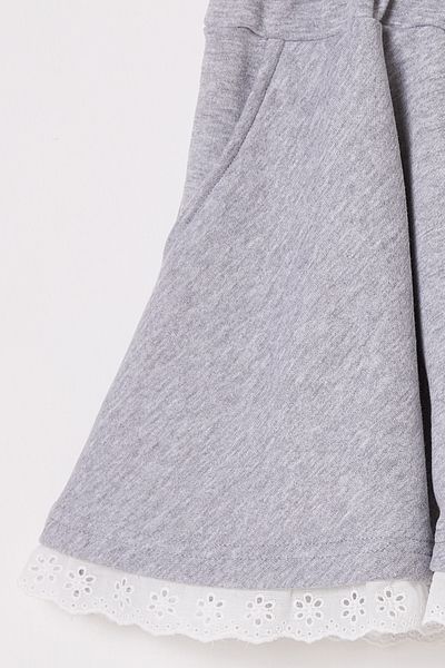 Trendyol Collection Grauer Melange-Minirock mit Rüschen – Spitzendetail, TWOSS25ET00087