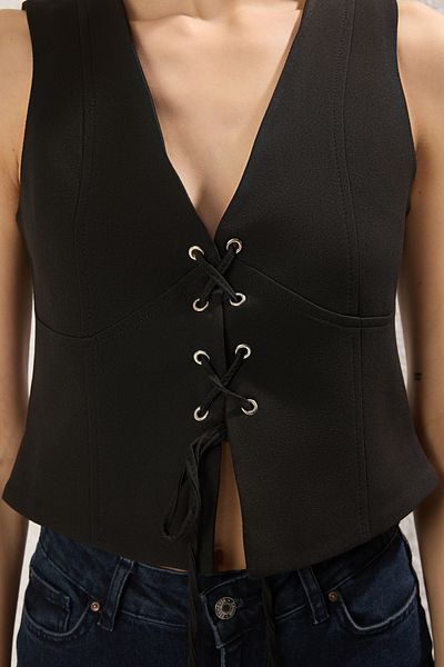 Trendyol Collection Black Regular V-Neck Front Lacing Detail Vest Twoss25Ye00083