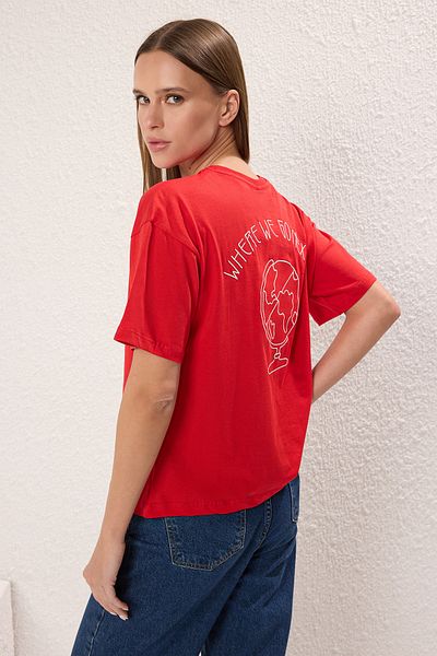 Trendyol Collection Red Crew Neck Back Embroidery Relaxed Fit Knitted T-Shirt - 100% Cotton Twoss20Ts0121