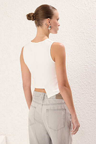 Trendyol Collection Asymmetrical Ecru Stone Detailed Corded Crop Knitted Blouse - Twoss23Bz00500