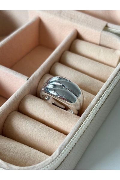 Ressia Double Row Curved Ring