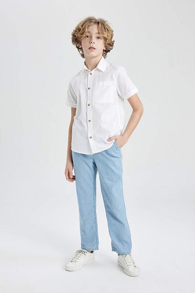 DeFacto Jungen-Jeans mit gerader Passform und geradem Bein, Basic-Hose B5740a824sm