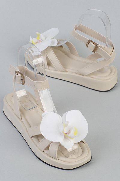 ShoeTek Sandale de damă din piele bej Ellisa - cu bretele încrucișate și model de flori