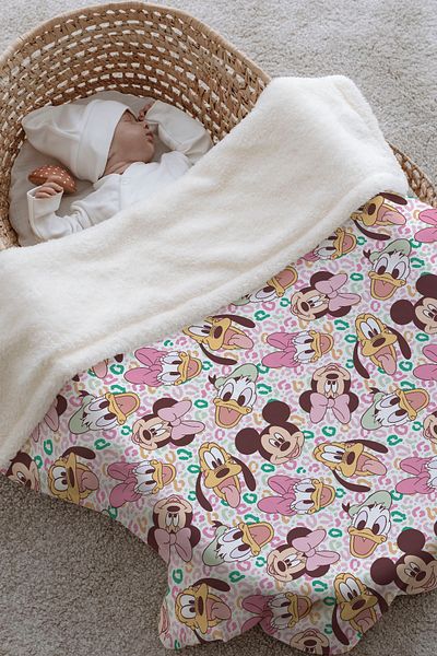 Tuğba Kuğu Minnie and Friends Patterned Plush Double Face Blanket