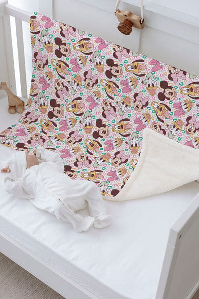 Tuğba Kuğu Minnie and Friends Patterned Plush Double Face Blanket