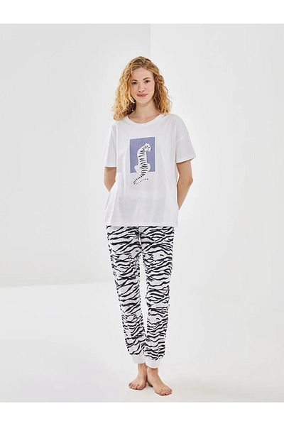 LC Waikiki Set pijamale pentru femei LCW DREAM alb cu decolteu rotund