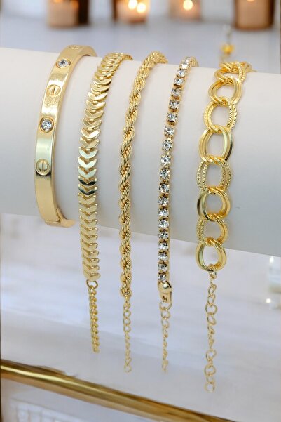 TAKIPORT Gold Color Women's Bracelet Set Suitable for Any Wrist with Pieces