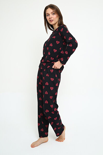 Trendglow Sada bavlněného pyžama s potiskem Big Hearts – černý široký výstřih s dlouhým rukávem