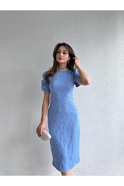 Mooi Butik Rochie midi CALLOW albastră - 8832