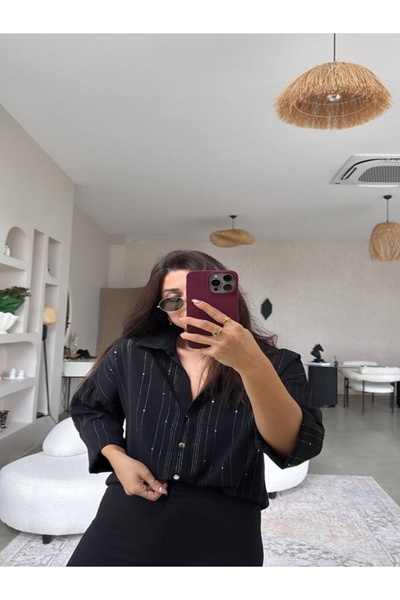 MİRVE BUTİK PARLAK TAŞLI YARIM KOL GÖMLEK