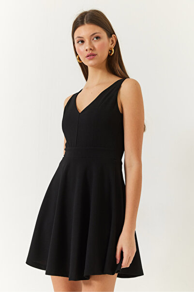 Bianco Lucci Women's V-Neck Low-Cut Mini Dress 60261377