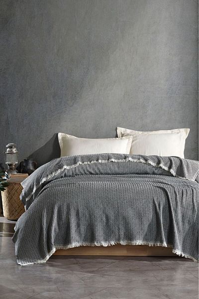 Peacock Oversized Bedspread 200X230