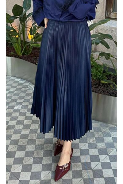 Butik FUSTA PLISATA DE FEMEIE CU aspect de piele