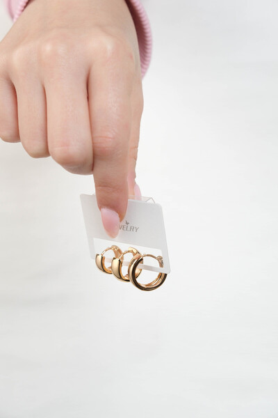 Jack Ferrero KADIN ZİRKON TAŞLI ÇELİK KÜPE RENK ATMAZ