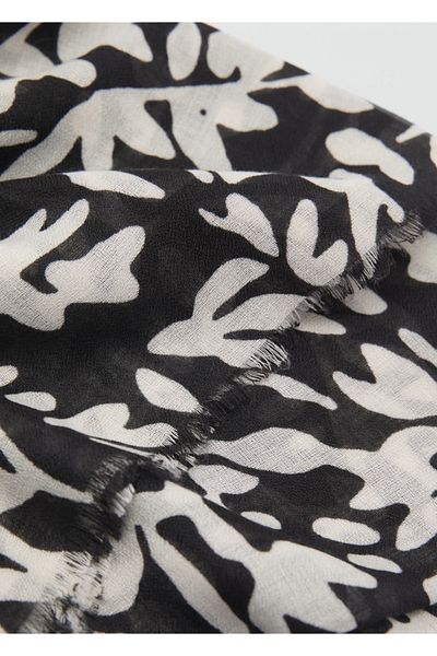 MANGO Woman Floral Scarf