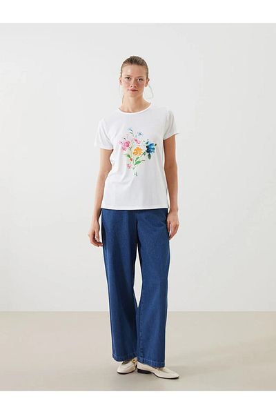 LC Waikiki Γυναικείο μπλουζάκι LCWAIKIKI Classic Ecru Crew Neck Floral