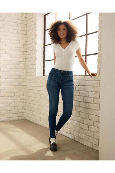 AMERICAN EAGLE بنطلون جينز ضيق بخصر مرتفع من AE Next Level