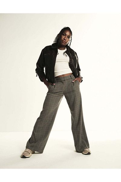 AMERICAN EAGLE AE Stretch Poppy Trouser