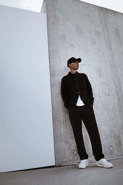 H&M Regular Fit Cotton trousers