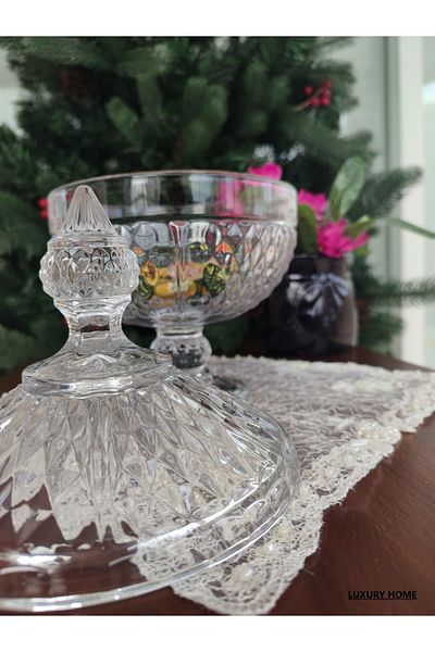 Madame Coco Small Size Sugar Bowl with Gagnon Feet