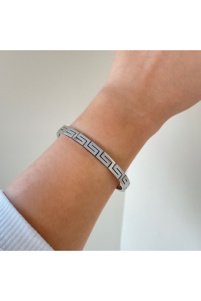 nerora Labirent Desenli Çelik Kelepçe Bileklik Silver