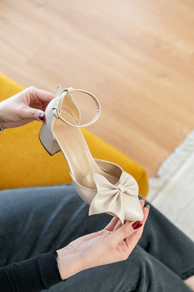 DİVOLYA Pantofi de utilizare zilnică Toli Beige Skin Bow (Toc 5 Cm).