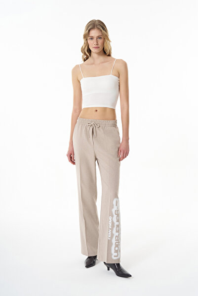 Quzu Paçası Yazılı Beli Lastikli Çizgili Pantolon Bej