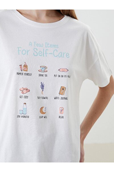 LC Waikiki Bisiklet Yaka Baskılı Kadın Kaprili Pijama Takımı