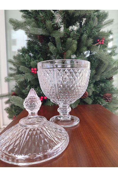 Madame Coco Medium Size Sugar Bowl with Gagnon Legs