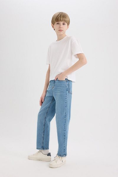DeFacto Jungen-Jeans mit lockerer Passform und geradem Bein, Basic-Jeans mit Pailletten, D6489a825sm