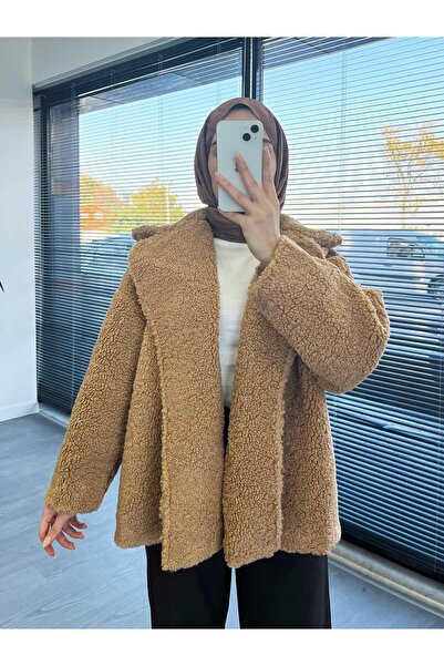 MELEK ARAZ Camel Oversize kroj Mekane teksture Kratki ženski teddy kaput