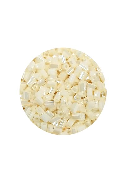 STUMBANNG Cut Glass Beads 2mm - 60 Grams - Cream - Bnc384