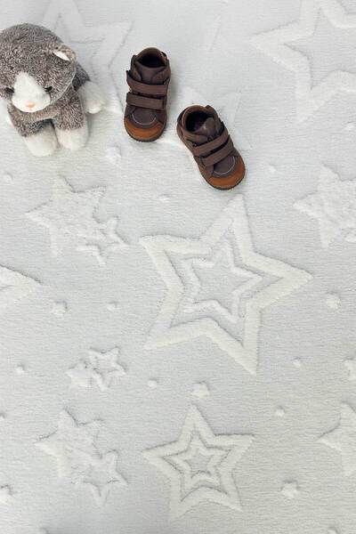 Decomia Home Stary Premium Puffy Peluş Kendinden Desenli Yıldızlı Kaymaz Taban Çocuk Halısı Oyun Halısı