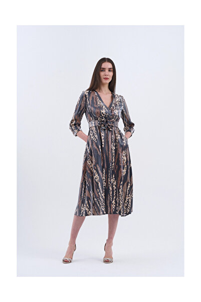 MODATALİKA Trend Kadın Şıklığın ve Zarafetin Buluştuğu Midi Boy Elbisemiz