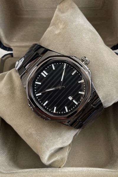Leerybee Calendar Quartz Men's Wrist Watch Kn-04