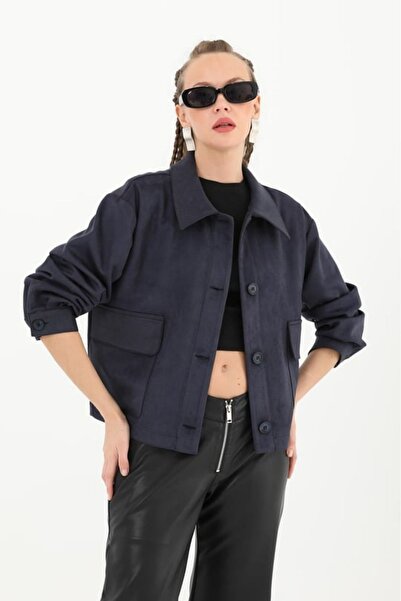 Byelmira سترة نسائية من جلد الغزال المخملي مع جيوب باللون الأزرق الداكن