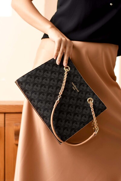 Cacharel Paris Women's 3-Compartment Chain Strap Shoulder & Hand Bag