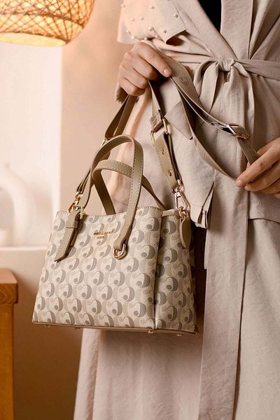 Cacharel Paris Women's 3 Compartment Long Cross Strap Shoulder & Hand Bag