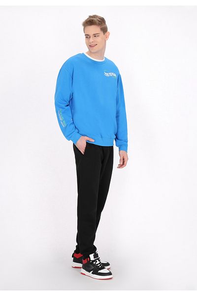 Mo Sweatshirt