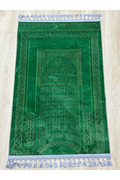 PrayerRug Yeşil Renkte Tasarımıyla Dokuma Taban,Örgü Püskül ve İpek Kadar Yüz...