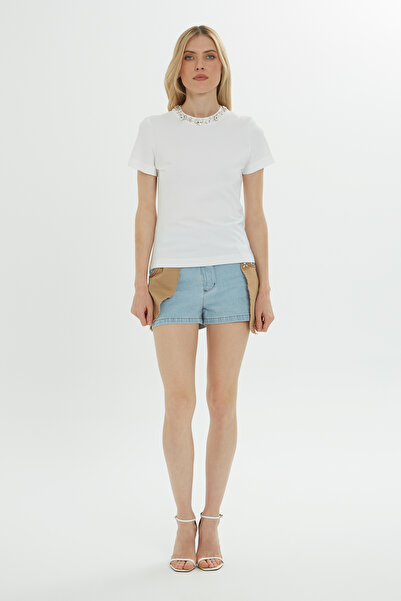 GİZİA Yakası Taş İşlemeli Beyaz T-Shırt